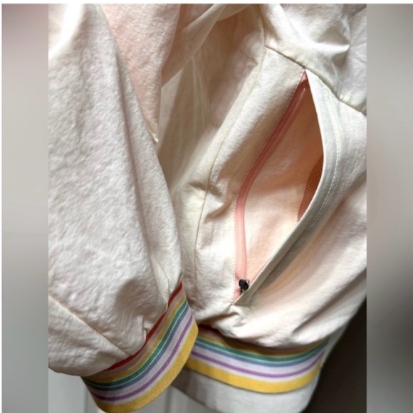 Marine Layer GABBY Hooded Winbreaker Jacket - Picture 9 of 14